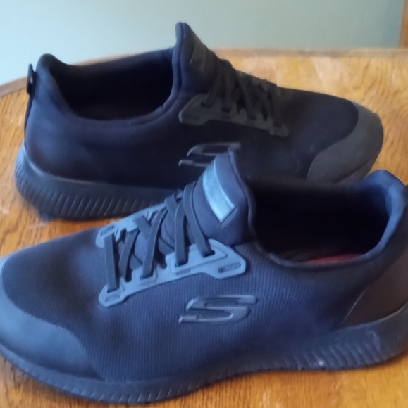 Skechers Women's Black Slip-Resistant Sneakers - Picture 5 of 7